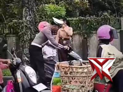 Polantas menolong - PoliceTube