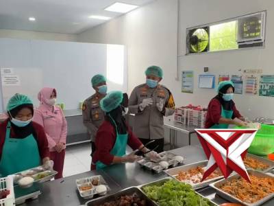 Kapolres Magetan zoom peresmian SPPG Polri - PoliceTube