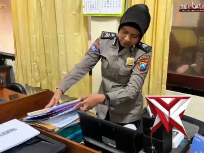 Kurve Polresta Banyuwangi Dukung Gerakan Nasional Indonesia ASRI - PoliceTube