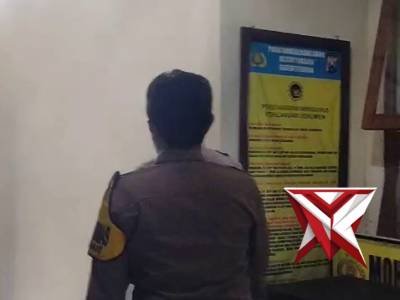 Kapolres Malang AKBP Muhammad Taat cek seluruh ruangan di Mapolsek Tajinan - PoliceTube