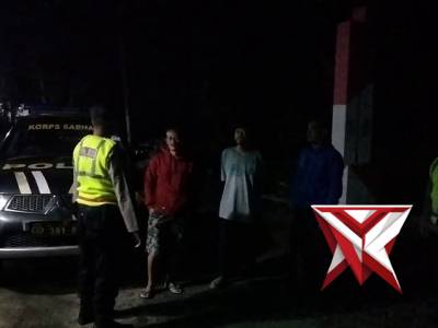 Patroli saur polsek ngariboyo di desa sumberdukun - PoliceTube