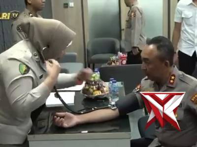 POLICE TUBE UPDATE: HUT KE-74 HUMAS POLRI, SETETES DARAH UNTUK SEJUTA HARAPAN - PoliceTube