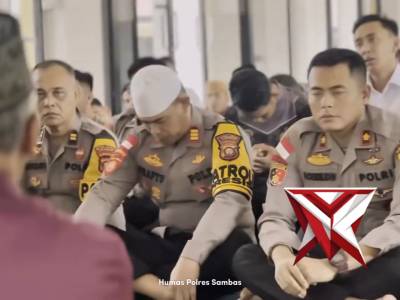 POLRES SAMBAS GELAR KEGIATAN SHALAT GHAIB DAN DO&rsquo;A BERSAMA PNPP POLRES SAMBAS - PoliceTube