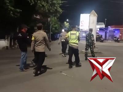 POLSEK NGASEM LAKSANAKAN PATROLI GABUNGAN - PoliceTube