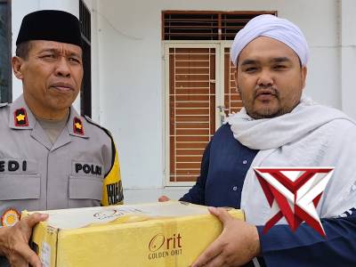 Penyaluran Bantuan Kurma dari Kapolri - PoliceTube