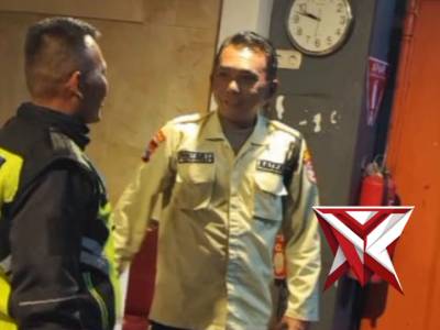 Patroli malam dialogis dengan security sampaikan himbauan Kamtibmas - PoliceTube