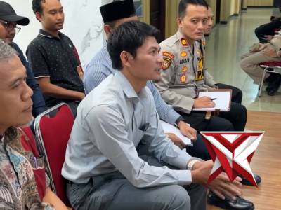 Silaturahmi Hangat Bersama Komunitas Lari ????? Kapolres menerima silaturahmi dari Komunitas Lari - PoliceTube