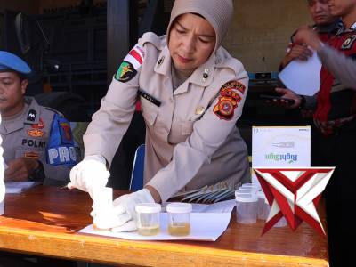 Komitmen Bersih Narkoba, Sipropam Polresta Banda Aceh Cek Urine Personel - PoliceTube