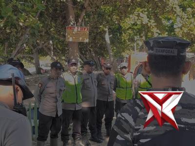 Anggota Polsek Bantur bersama anggota Posal Sendang Biru melaksanakan apel pencarian korban tenggela - PoliceTube