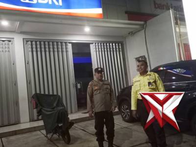 Malang - Persempit Ruang Kejahatan, Polsek Tumpang patroli Kewilayahan di Perkampungan. - PoliceTube