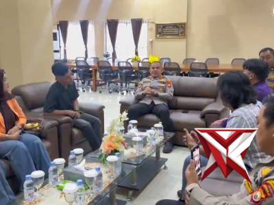 Kapolresta Bengkulu Terima Audiensi BEM SI Kota Bengkulu  Bengkulu &mdash; Kapolresta Bengkulu Kombes Pol