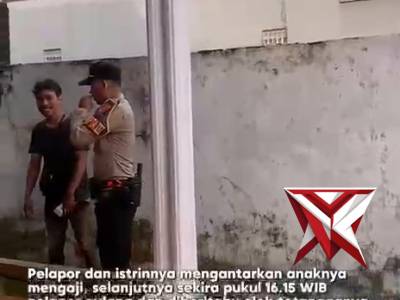 Seorang warga menghubungi Call Center Polri di nomor 110 melapor bahwa telah terjadi pencurian - PoliceTube