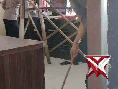 POLSEK MAESAN BERSIH BERSIH MAKO - PoliceTube