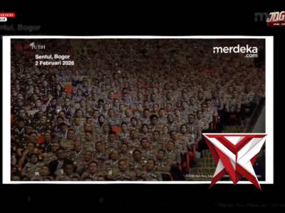 Tindak Lanjuti Instruksi Presiden, TNI-Polri Trenggalek Gercep Bersihkan Area Pantai Mutiara Puluha - PoliceTube