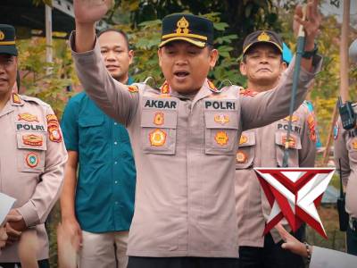 Momen Haru Kapolres Kuningan di SDN 3 Sukadana : Sekolah Kecil, Semangat Besar