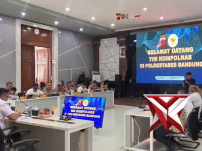 Kompolnas di polrestabes Bdg