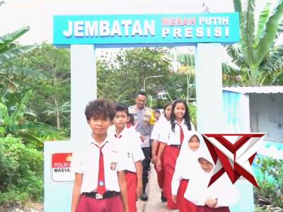 PROSES RENOVASI JEMBATAN MERAH PUTIH PRESISI - PoliceTube
