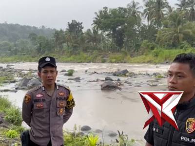 pengecekan debit air