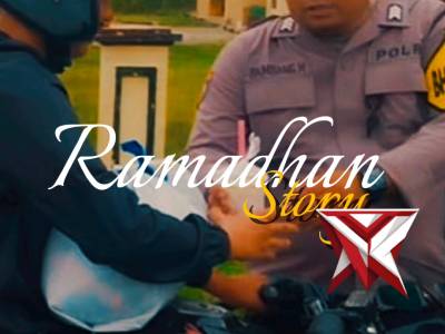 Berbagi takjil Polsek Buay runjung - PoliceTube