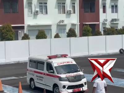 Safety Driving Ambulance - PoliceTube