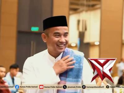 Kapolda sulsel berbuka bersama dengan anak pesantren