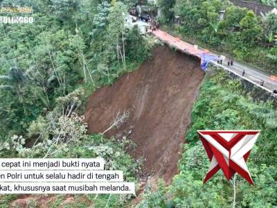PENINJAUAN LANGSUNG KAPOLRES PROBOLINGGO DILOKASI TANAH LONGSOR - PoliceTube