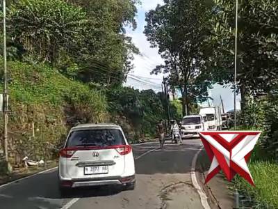 Evakuasi laka lantas truk - PoliceTube