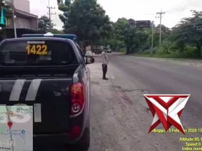 Pos Sore Penyekatan Truck - PoliceTube