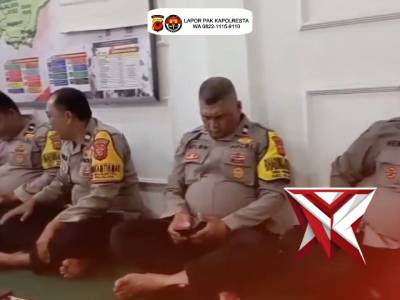 Polsek Majalaya Polresta Bandung melaksanakan kegiatan Pembinaan Rohani dan Mental (Binrohtal) rutin