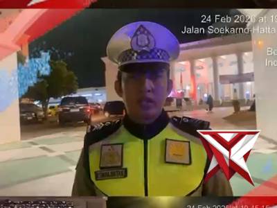Satlantas Polresta Bengkulu Laksanakan Pengamanan dan Pengaturan Lalin di Masjid At Taqwa - PoliceTube