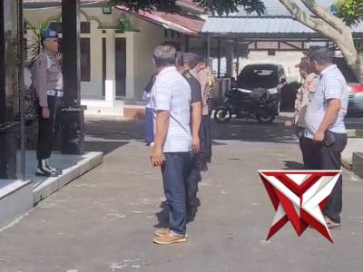 Giat pemerikasaan kelengkapan anggota - PoliceTube