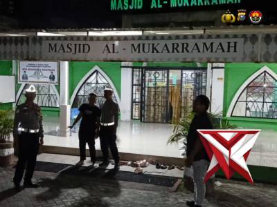 POLSEK SENAPELAN MELAKSANAKAN PATROLI MASJID - PoliceTube
