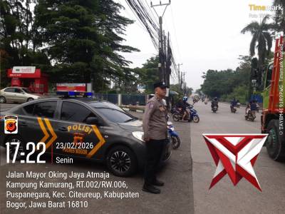 Piket Fungsi Polsek Citeureup melaksanakan Pelayanan Publik, Patroli dan KRYD - PoliceTube