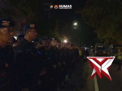 Pengamanan pertandingan BRI Super League antara Persik Kediri melawan Bhayangkara Presisi Lampung FC - PoliceTube