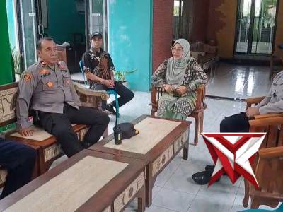 Silahturahmi dan Menjalin Hubungan Baik Polsek Turen Polres Malang - PoliceTube