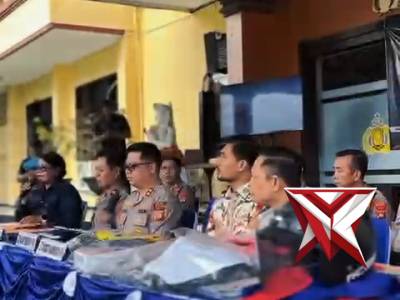 Polres Buleleng melaksanakan press release hasil pelaksanaan Ops Sikat - PoliceTube
