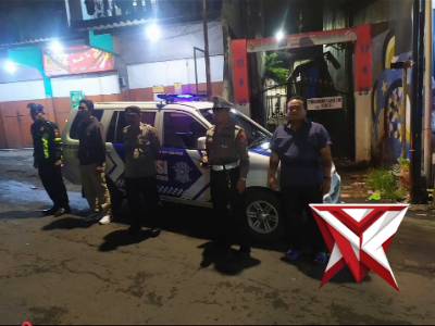 Sinergitas Polsek Semampir Bersama Satpol PP Kecamatan Semampir Patroli Harkamtibmas - PoliceTube
