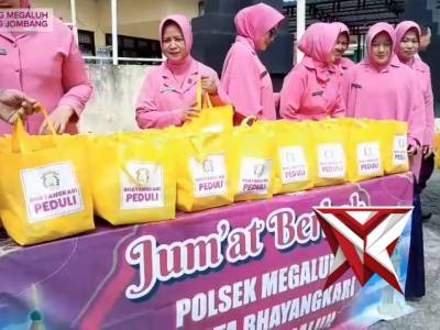 Berbagi sedekah di bulan Ramadhan - PoliceTube