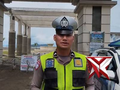 Personel Satuan Lalu Lintas Polres Sibolga Melaksanakan Kegiatan Patroli - PoliceTube