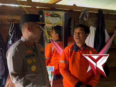 POLDA BENGKULU BEDAH RUMAH MILIK OJOL - PoliceTube