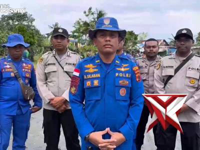 Personil Polres Sarmi Laksanakan Karya Bhakti - PoliceTube