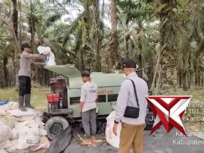 Ketahanan Pangan Polsek Mandau - PoliceTube