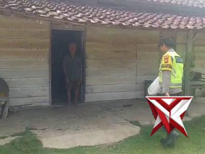 JUMAT BERKAH POLRES OKU TIMUR - PoliceTube