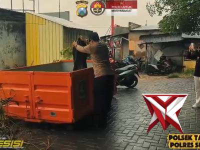 Bakti Sosial Dalam Rangka Program Indonesia Asri - PoliceTube