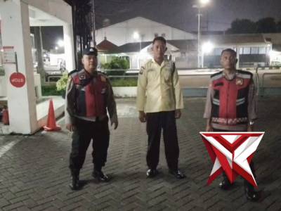 Patroli Malam Humanis, Polisi Sapa Warga - PoliceTube