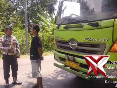 PEMBATASAN JAM OPERASIONAL KENDARAAN - PoliceTube