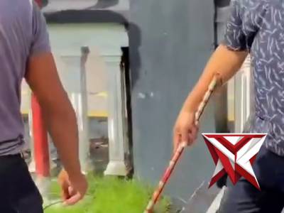 Kurve Mako Dalam Rangka Mendukung Program Indonesia Asri - PoliceTube