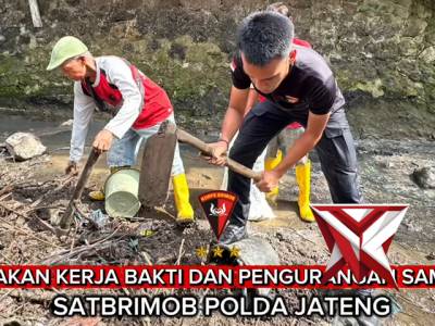 Sat Brimob Polda Jateng Melaksanakan Kegiatan Bersih Lingkungan, Pantai, Sungai dan Tempat Umum