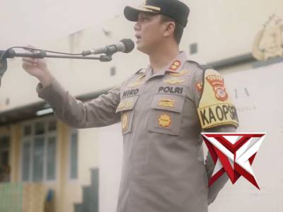 Kapolres Cimahi AKBP Niko N Adi Putra, S.H., S.I.K., M.H, memimpin apel pagi dan memberikan arahan k - PoliceTube