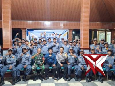 Bersama linmas desa binaan - PoliceTube